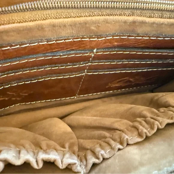 Patricia Nash retired crossbody/wristlet combo brown. Many compartments - Picture 5 of 8